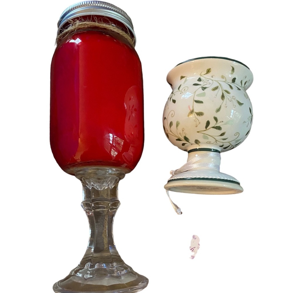 Lot of 2 candles new